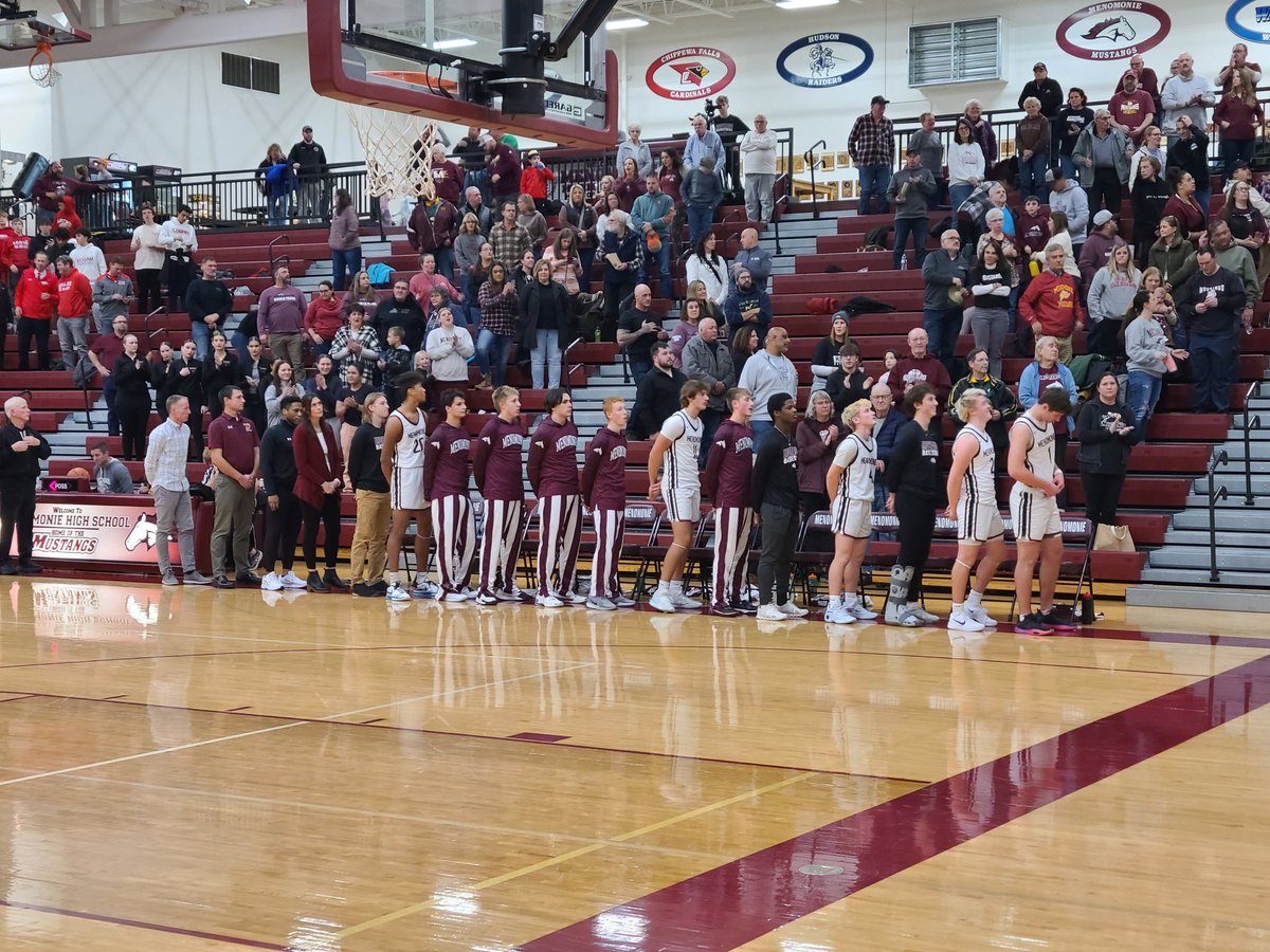 MHSactivities24's tweet photo. Good luck to the Mustang boys basketball team tonight! Go Mustangs! https://t.co/7Vfq64I0Dd