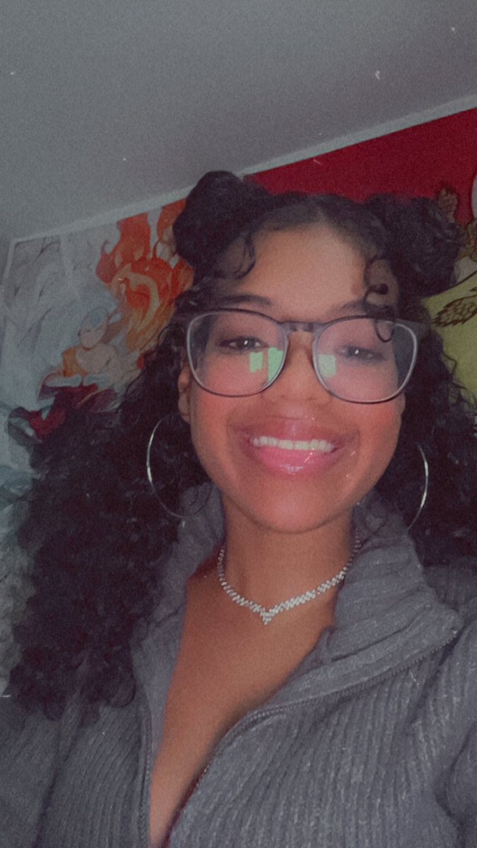 TanakaTobirama's tweet image. Photo dump cause I never take pictures of myself anymore these days 🌼