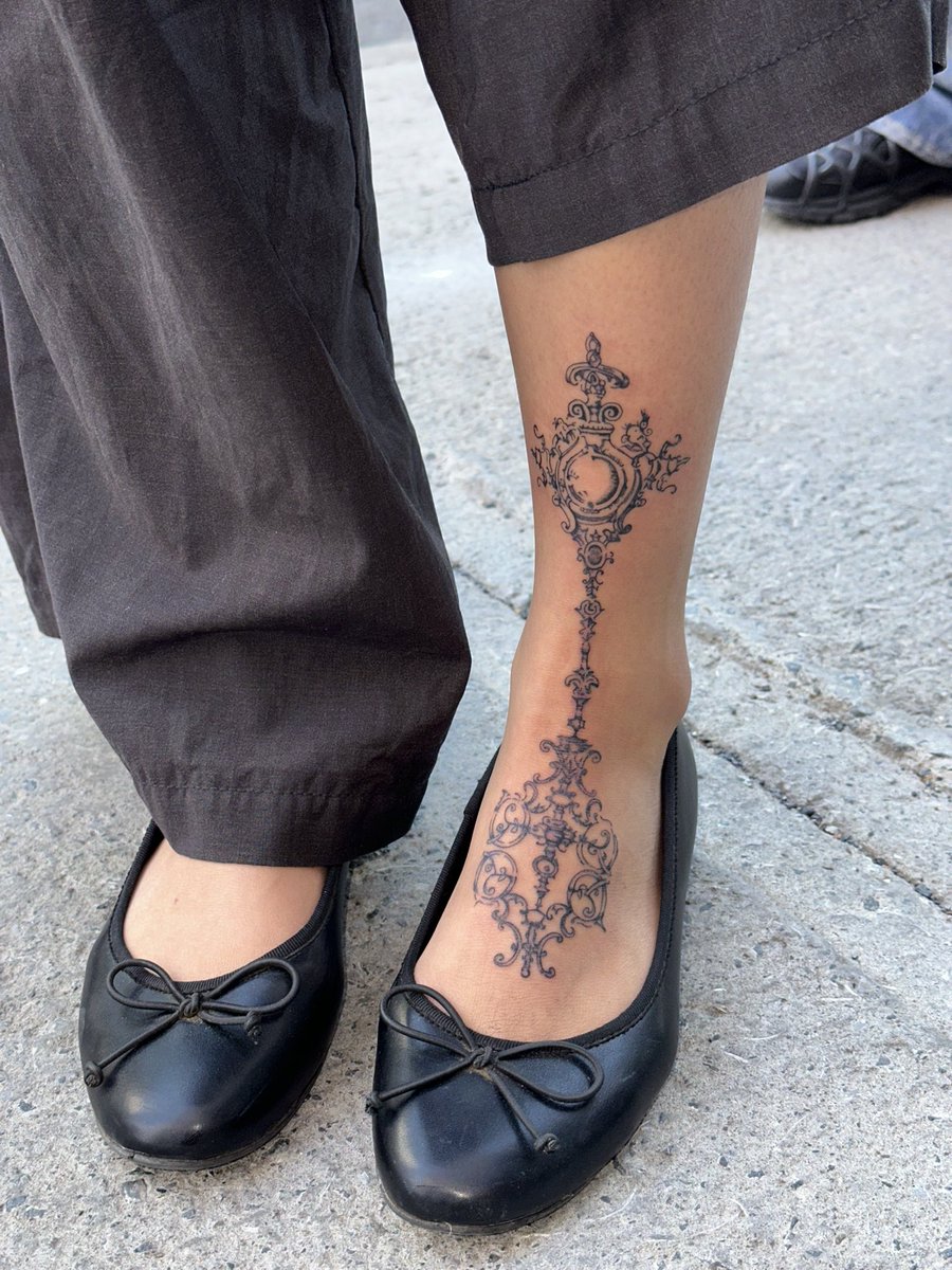 jojcap's tweet image. 2024 tattoo wrapped ✨ not to be dramatic but these tattoos changed my life