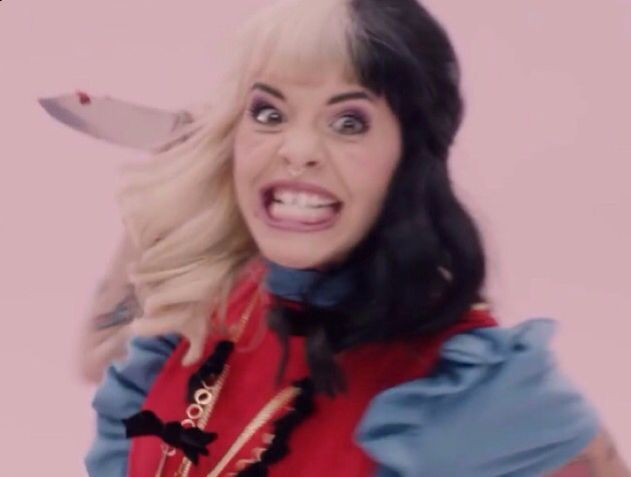 P0RNTALS's tweet image. melanie stans asking for the spider web mv / melanie stans when the mv was finally released