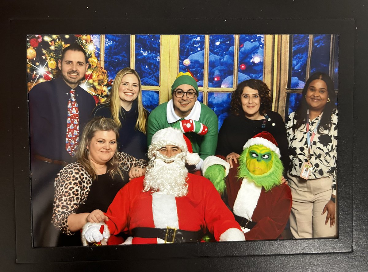 marie_murad's tweet photo. I am so blessed with such a phenomenal staff! Thank you for all of your work, time, dedication in making tonight so successful! Shout out to Ms. Cabral &amp; Ms. Runco @StNicholasHCDSB https://t.co/gP4tBgWXMr
