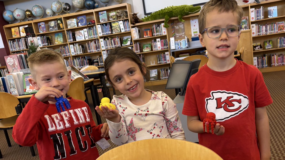 Madison Place Library (@madisonplacelib) on Twitter photo Happy Readers… Winners of the 3D printed 🐙 they won in our Fall Break Reading Bingo drawing <a href="/MadisonPlaceK5/">Madison Place</a>. #MavericksAreReaders Happy Readers… Winners of the 3D printed 🐙 they won in our Fall Break Reading Bingo drawing <a href="/MadisonPlaceK5/">Madison Place</a>. #MavericksAreReaders