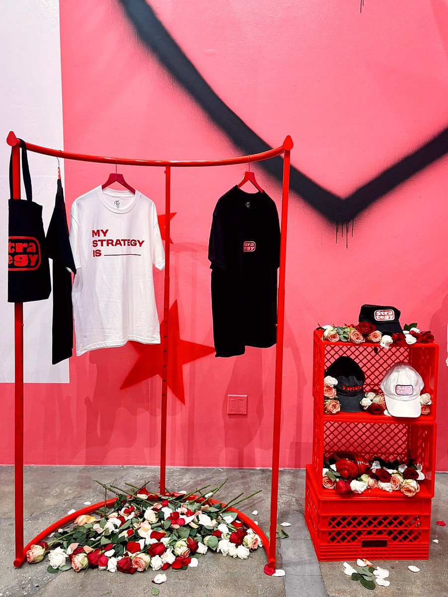Can you feel the STRATEGY vibes? Our pop-up store opens tomorrow! Stop by to experience the concept, check out the physical albums, and even discover the members’ autographs! Don’t miss out!