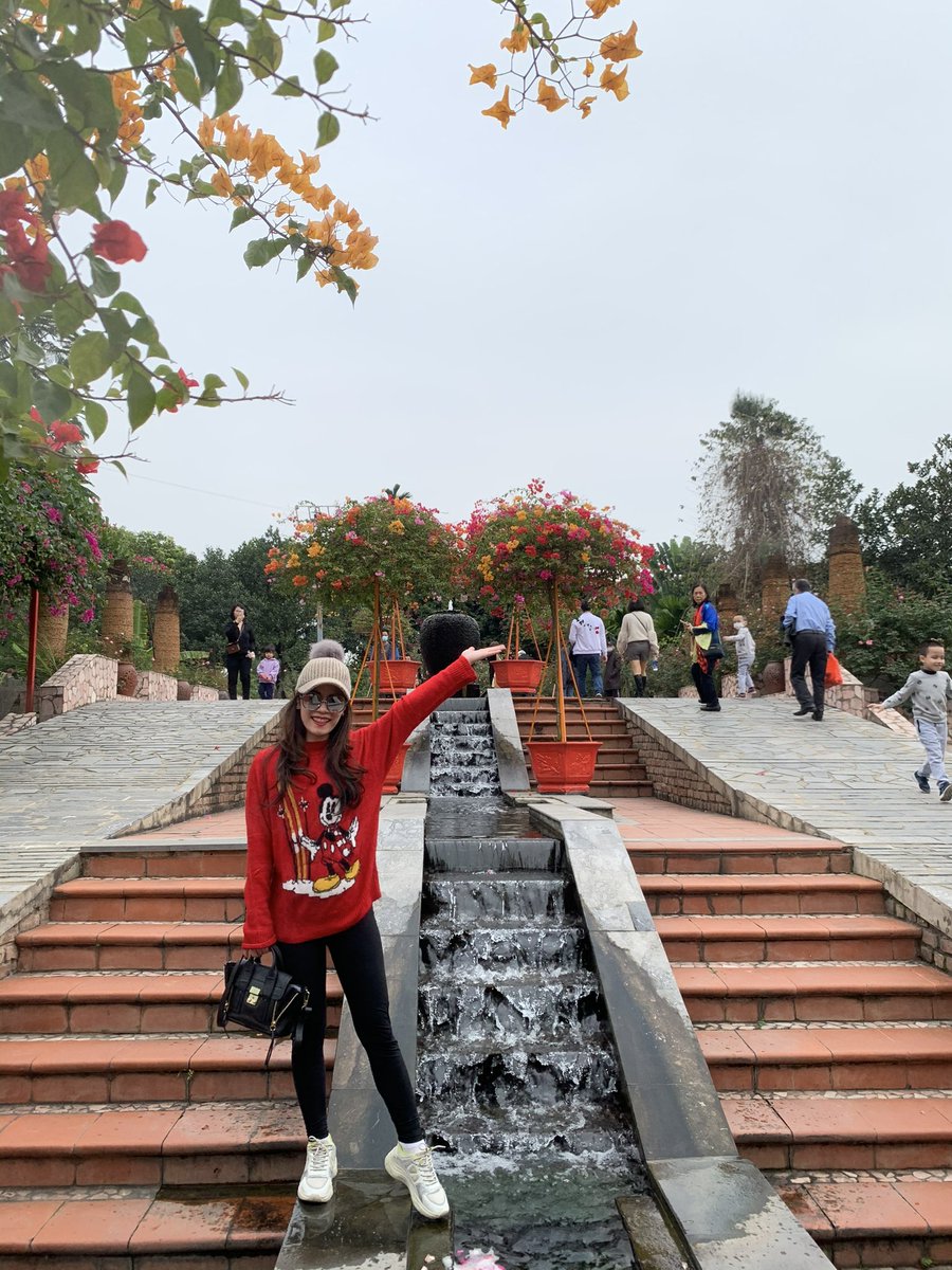 In a great talk by an Australian speaker, there is a quote:
“Many people work at jobs they hate
to buy things they dont need, 
with money they dont have, 
to impress people they dont like”

I liked this quote so much that I immediately wrote it down in my notebook, with a note