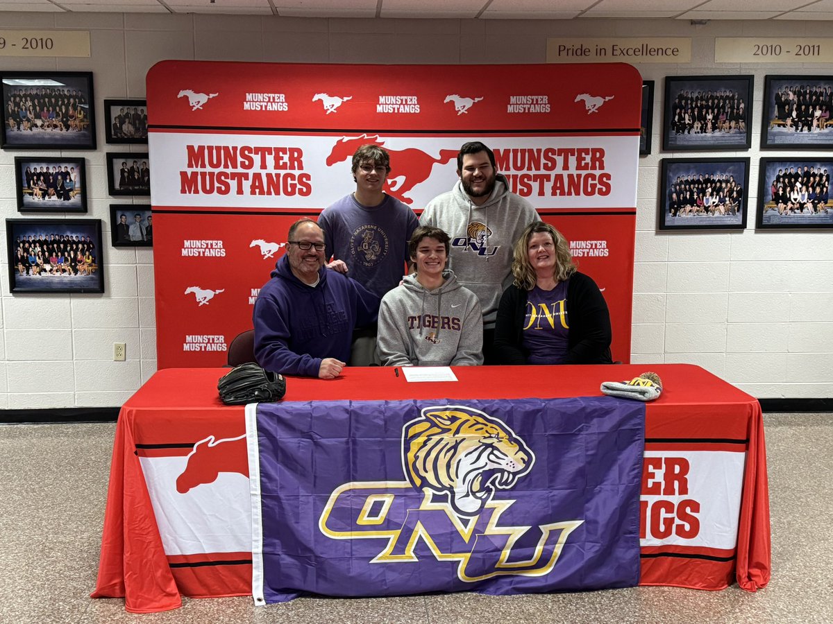 Congrats to Munster pitcher Owen Roberts on signing with Olivet Nazarene. Owen is a three-year varsity pitcher. Way to go young man! Big things ahead! ⚾️⚾️⚾️⚾️