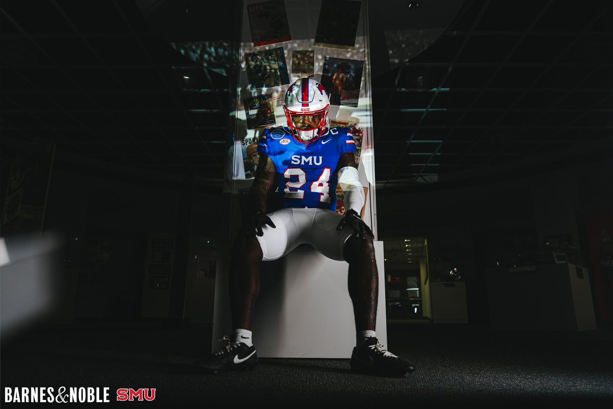 SMUFB's tweet image. True to The Red and The Blue.

#PonyUpDallas | @SMUBookstore