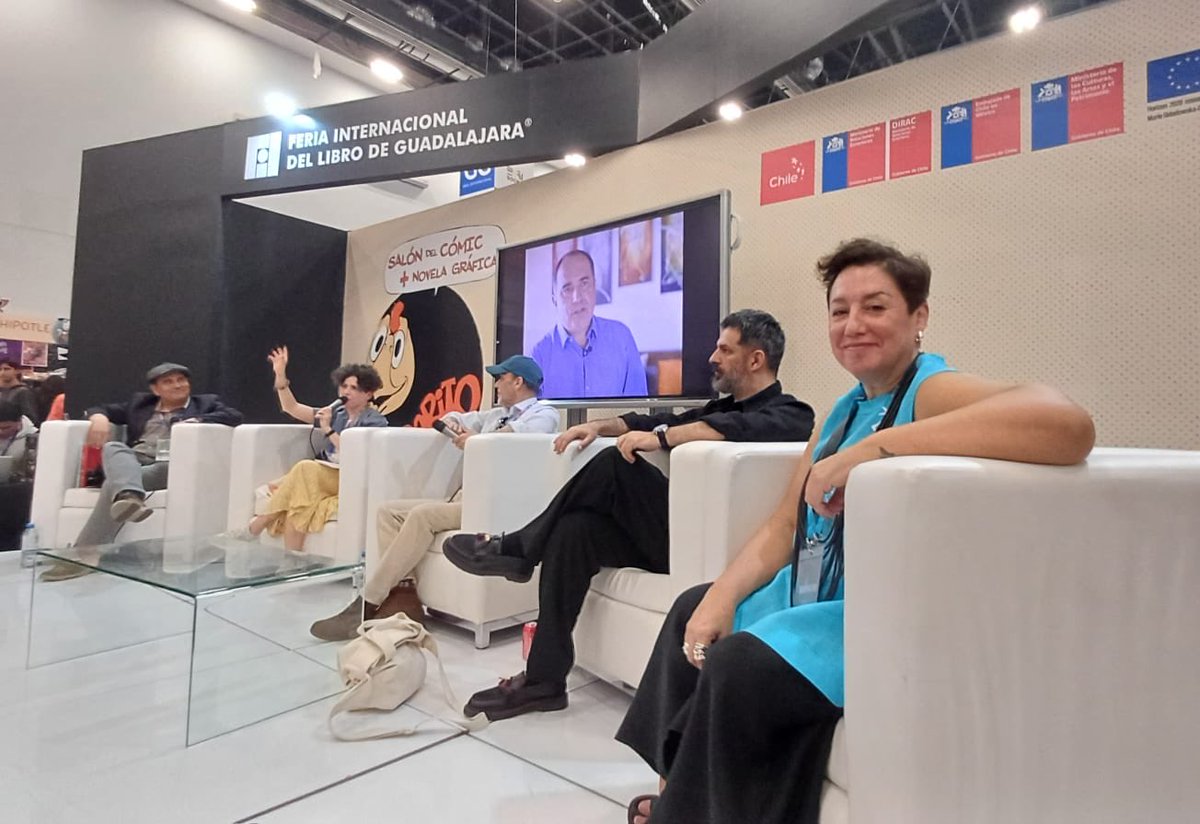 info_navarro's tweet photo. Pepo y Condorito en ⁦@FILGuadalajara⁩ Expone la autora Claudia Stern en presencia de la Embajadora de 🇨🇱 en 🇲🇽 ⁩ ⁦@labeasanchez⁩ ⁦@Marisolschulz⁩ ⁦@EmbaMexChi⁩ ⁦@EmbaChileMX⁩ https://t.co/R8rzA6rSSP