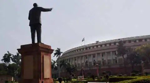 Profdilipmandal's tweet photo. … और कांग्रेस सोच रही थी कि एक चुनाव हराकर, मंत्रिमंडल से बाहर करके, ‘बुद्ध और उनका धम्म’ किताब के लिए आर्थिक सहयोग न देकर, उनको भारत रत्न न देकर, उनकी जयंती की छुट्टी न देकर और संसद में उनकी फ़ोटो न लगाकर सूर्य ☀️ को छिपा देंगे। 

जय भीम। नमन बाबा साहब। 

आज वे सर्वत्र हैं। महापरिनिर्वाण दिवस पर नमन। वंदन।
