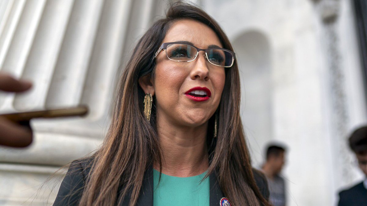 Protect Kamala Harris ✊ tweet media