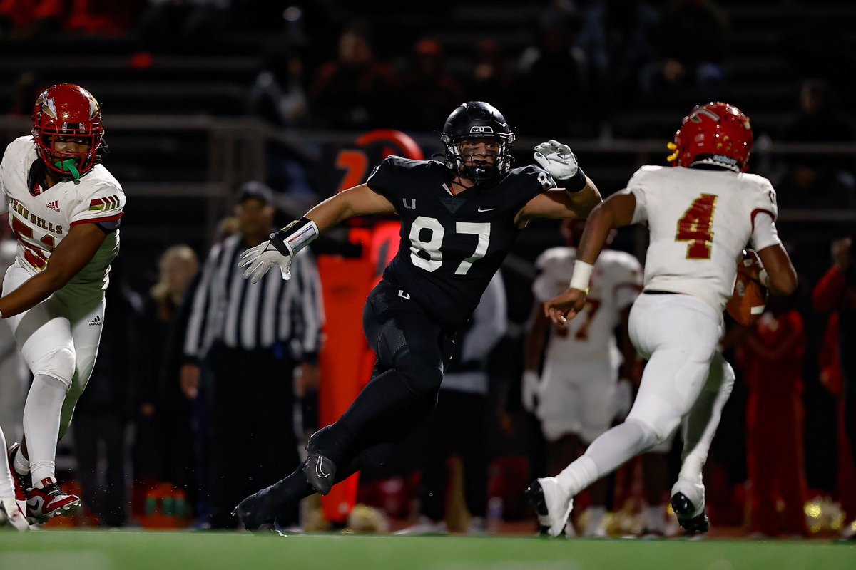 Full Season Highlights:

hudl.com/v/2QJw8A