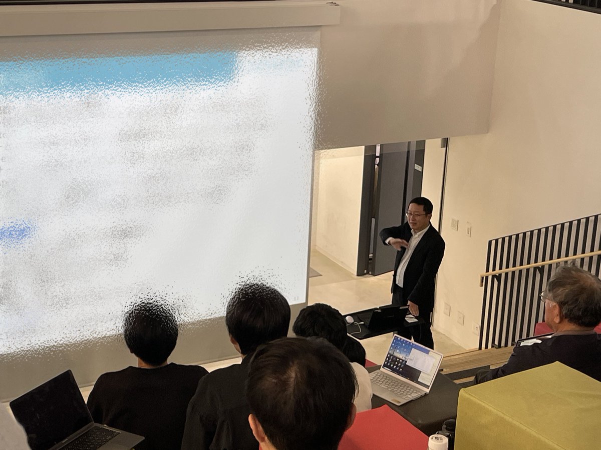Ujihara_lab's tweet photo. 11月27日(水)には、レゾナック金澤様にお越しいただき、C-TECsでご講演いただきました✨
その際の様子をご紹介します📸 https://t.co/NZogdLeteo