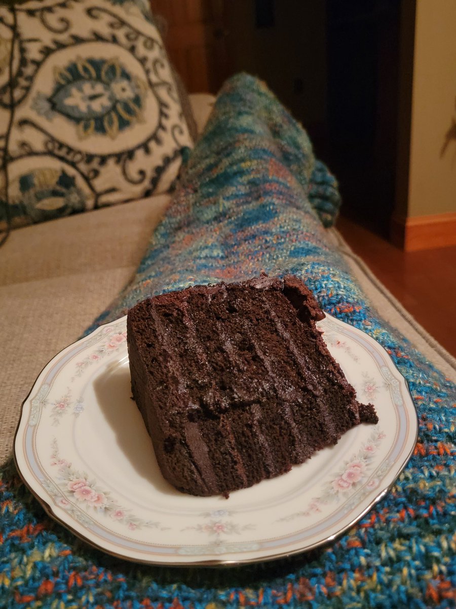 jen_deslauriers's tweet photo. Cake time 😋 that piece is maybe too big lol oopsie 🤣😁😋😂 btw It's my friday 😎🥳 #PokemonGO #PokemonGOfriends #cake #chocolate #teamcake #besties #mermaid #bdaycake #loveyouall ❤️✨️🫶 https://t.co/Qb548n0dae