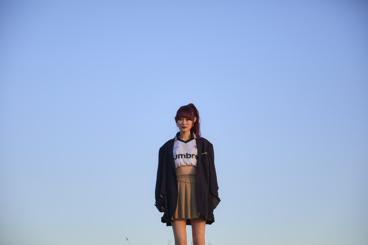 Minan1205's tweet image. minan NEWアー写になりました✴︎✴︎

12/10(火)20:00〜
minanソロのmiim版NEWシングル
『Remember』発売記念
オンラインミニライブ&amp;amp;特典会決定！

初のオンラインライブ😳
どこからでもご参加いただけます♡

☑️limista.jp/projects/5544