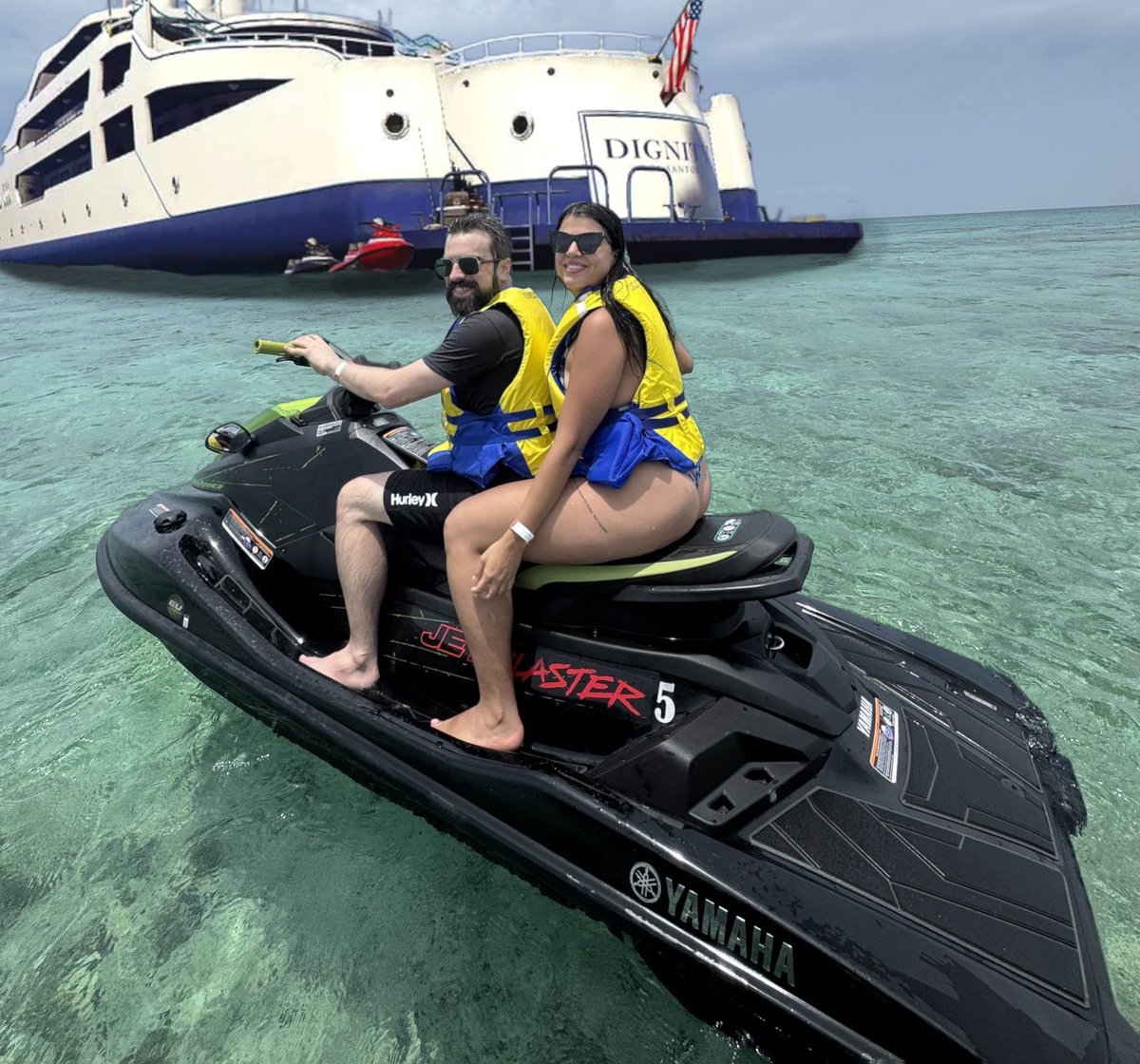 ᵀᴱᵁᴿᴱˣˣ⁹⁸⁰⁰- tweet media