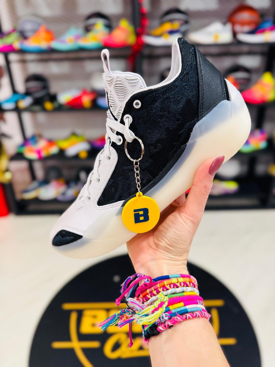 Bshop Basketball tweet media