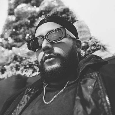 DAlexanderFG's tweet photo. #NuevaFotoDePerfil https://t.co/5CQXK8YTrn
