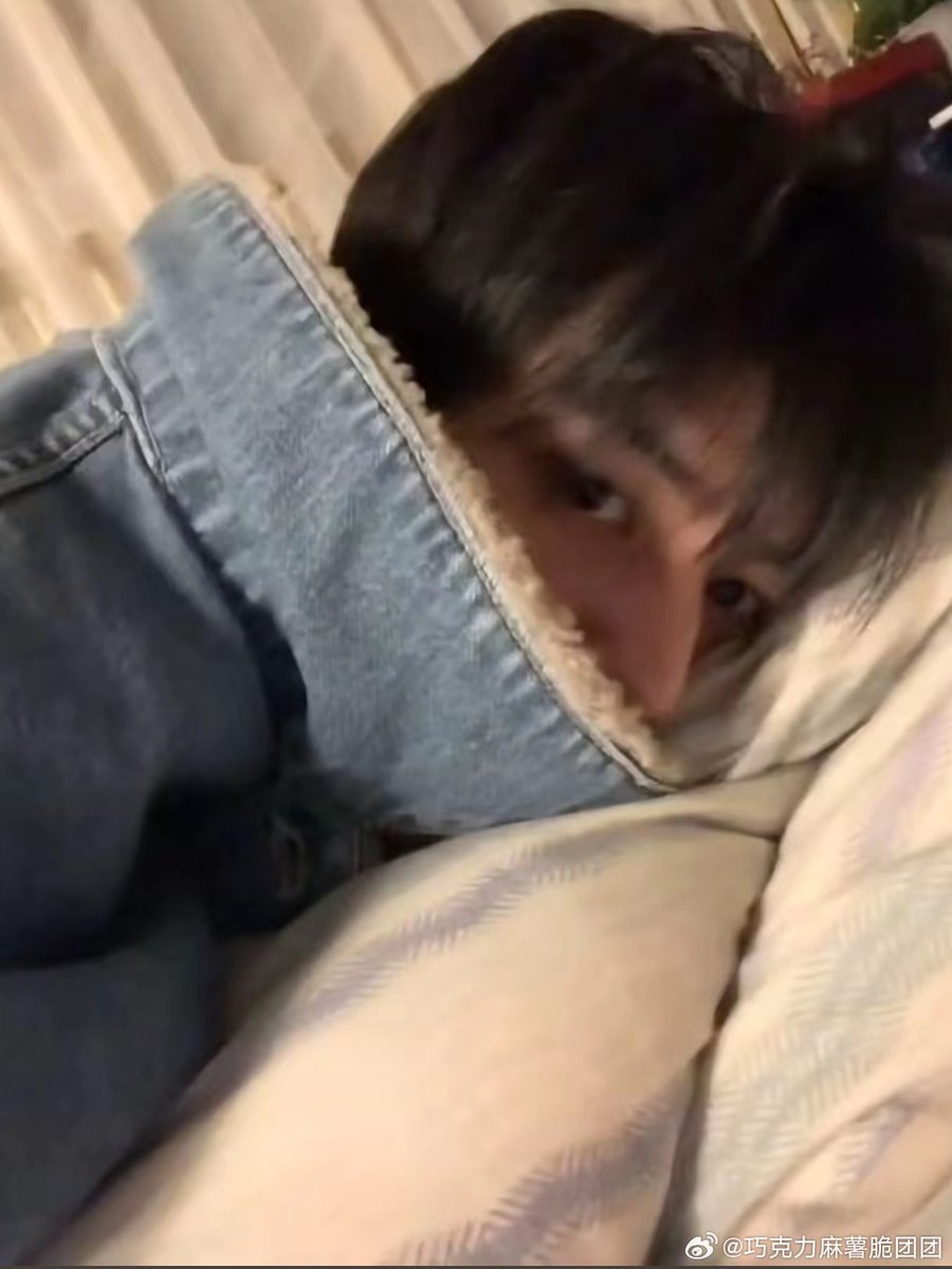 belovedSWL99's tweet photo. 내가 아는 소년 중에 제일 남자임 https://t.co/eLGMYnjfee
