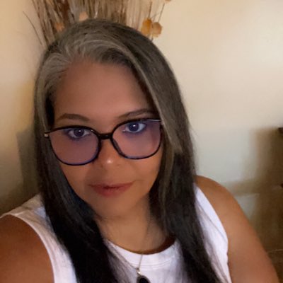LaChika381's tweet photo. #NewProfilePic https://t.co/KjKfYBTVRX