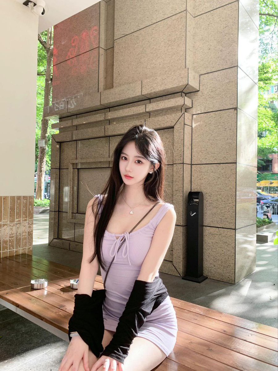 深圳  
171 D  03年 白到发光 脸小很精致 皮肤超好无毛孔   清纯淑女 特别好耐心 最佳舒适女友 

TG选菲频道：https://t.co/UxpNwWbTxc https://t.co/JRNgMBhBJV