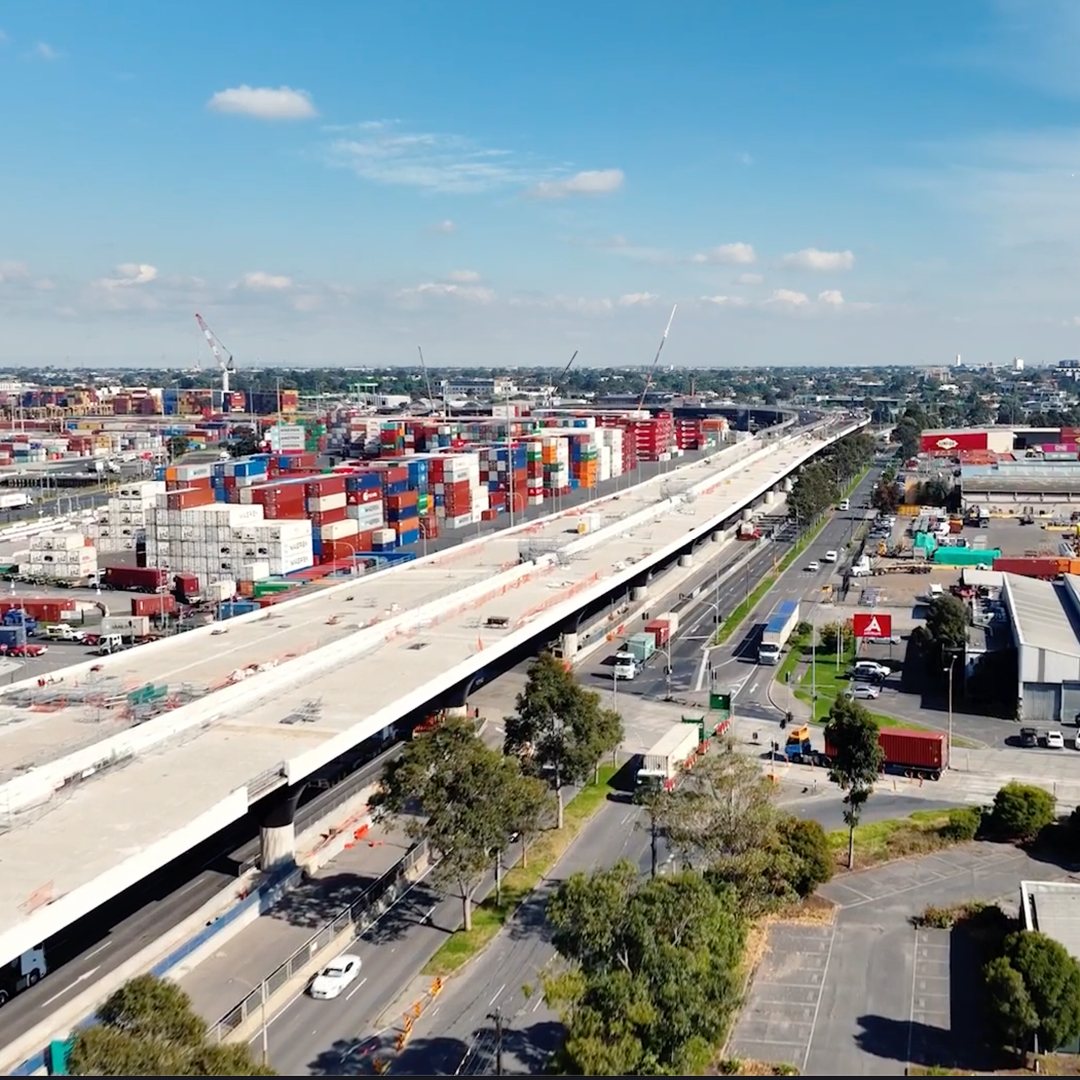 For crews to continue installing segments of the veloway, the Footscray Road walking &amp; cycling path between Shepherd Bridge &amp; Pearl River Rd will be closed tonight 8pm till Mon 9 December. 

Detour via walking and cycling paths on Footscray Rd, Moonee Ponds Creek Trail, Dynon Rd.