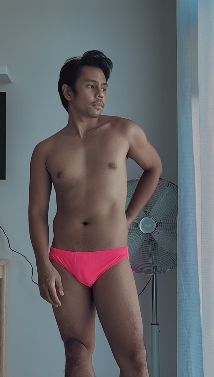 linkLarkie's tweet photo. hot pink 💓 https://t.co/Qecmfq3oX4