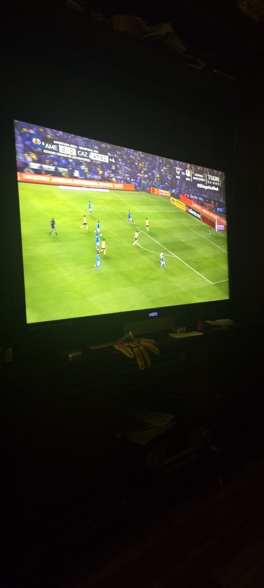 PanxiVT's tweet photo. #SiLlegoALaFinal
Esperando ver como el america rompe la maquina 😀

Saludos desde California. https://t.co/JokMFhzswQ