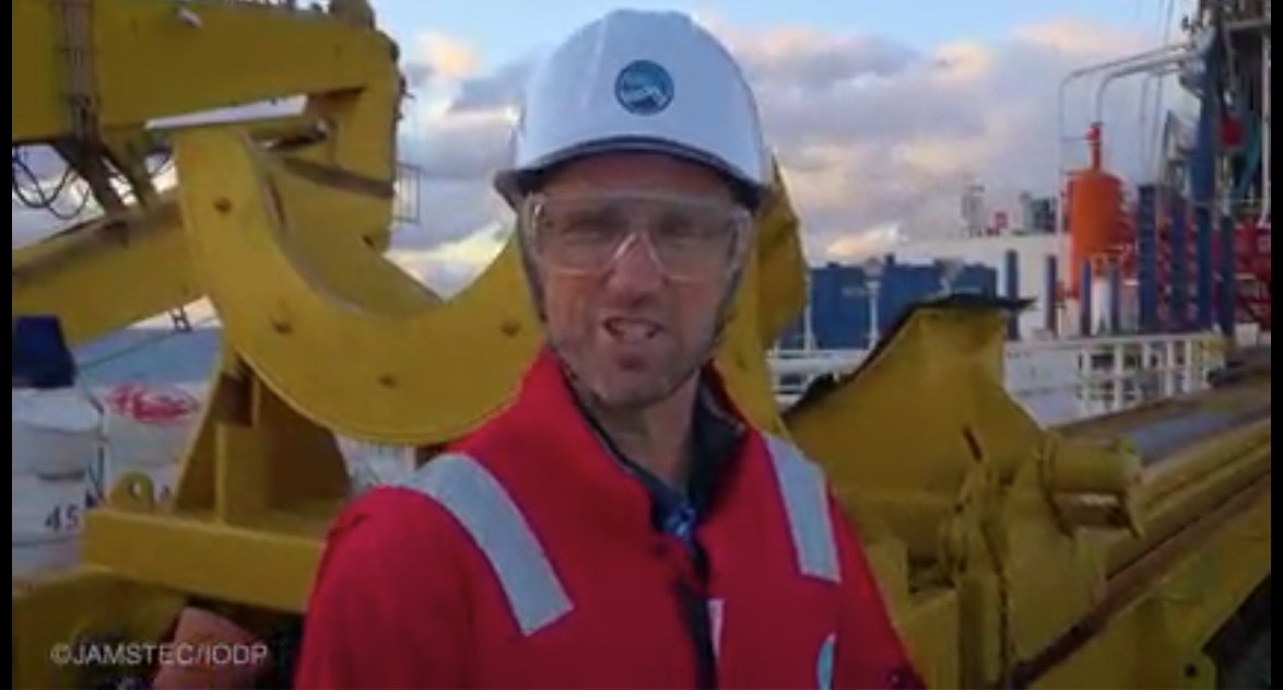 Day Two of our Masterclass is a hit!   The students got into Geophysics, had a unique peak at ocean research by <a href="/CSIRO/">CSIRO</a> 's #RVInvestigator AND were wowed by a live cross to #IODP #exp405 in the Japan Trench with Ron Hackney!
#ANZICMasterclass2024