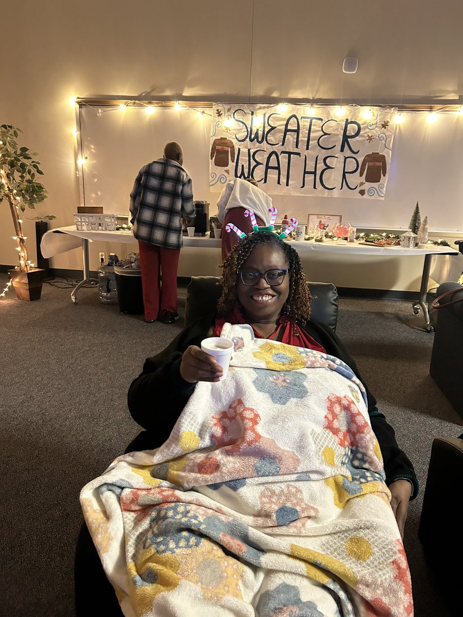 Ana Gonzalez tweet media