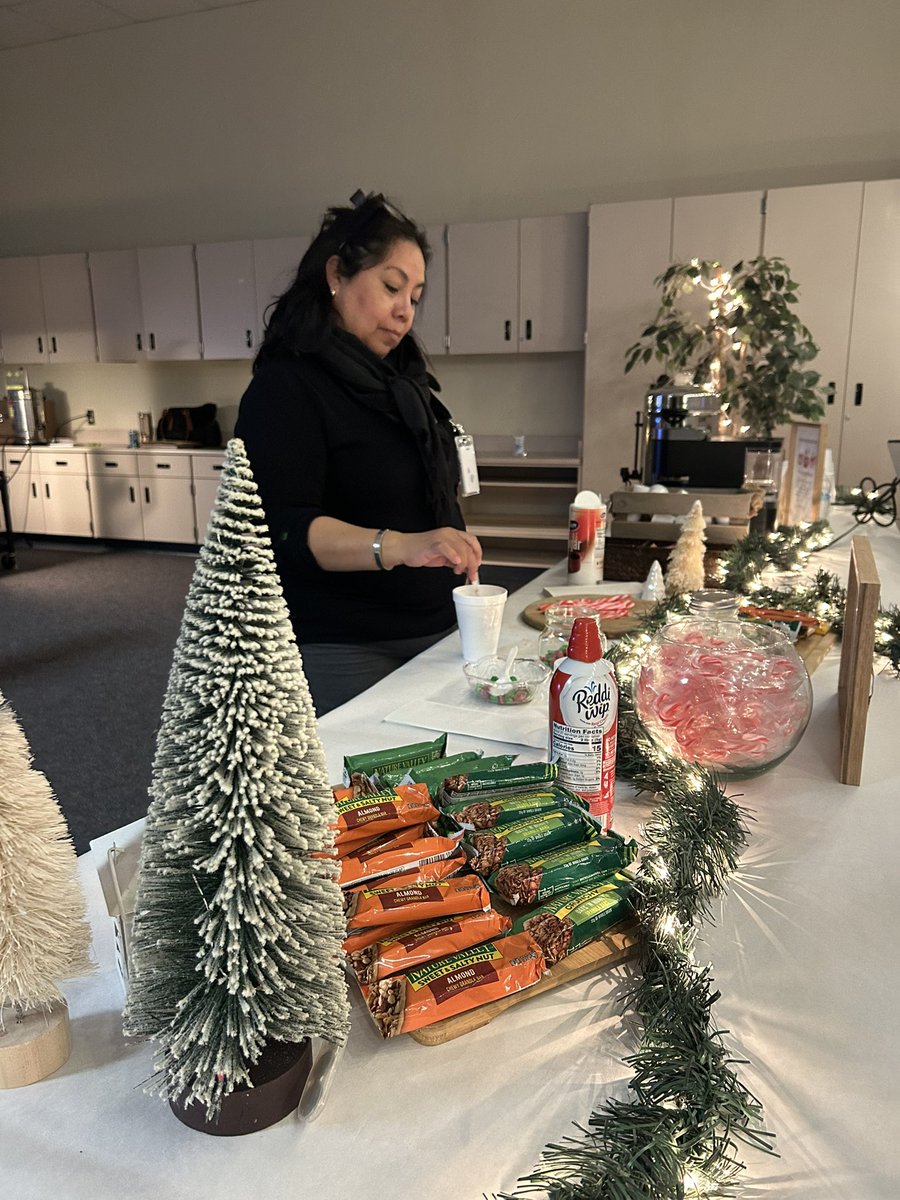 Ana Gonzalez tweet media