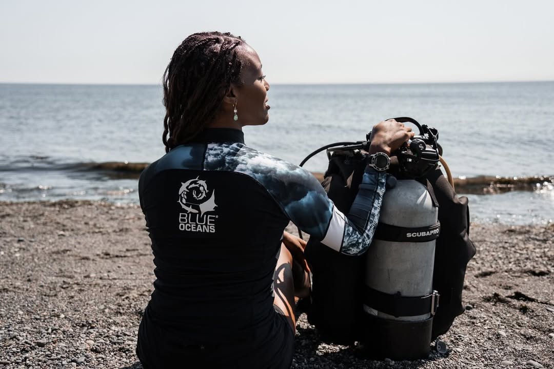 diveSSI's tweet photo. What’s one small change you’ve made in your daily life to help protect the ocean?
📷: @itsamandatory (IG)
#ssiblueoceans #blueoceansprogram https://t.co/FrNutw1ZpV
