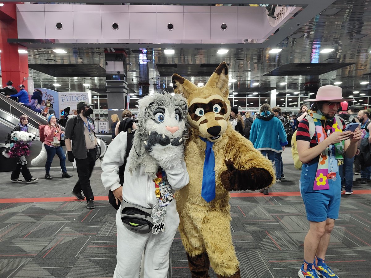 Max350z 🦁 Rawr Open commissions tweet media