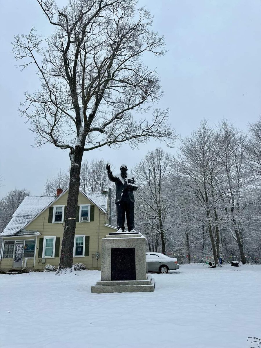 डॉ. बाबा साहब भीमराव अंबेडकर जी के #महापरिनिर्वाण_दिवस पर भावपूर्ण श्रद्धांजलि एवं शत् शत् नमन।🙏🙏

#AmbedkarDeathAnniversary 
#महापरिनिर्वाणदिन
#6_दिसंबर_महापरिनिर्वाण_दिवस 
#जयभिम