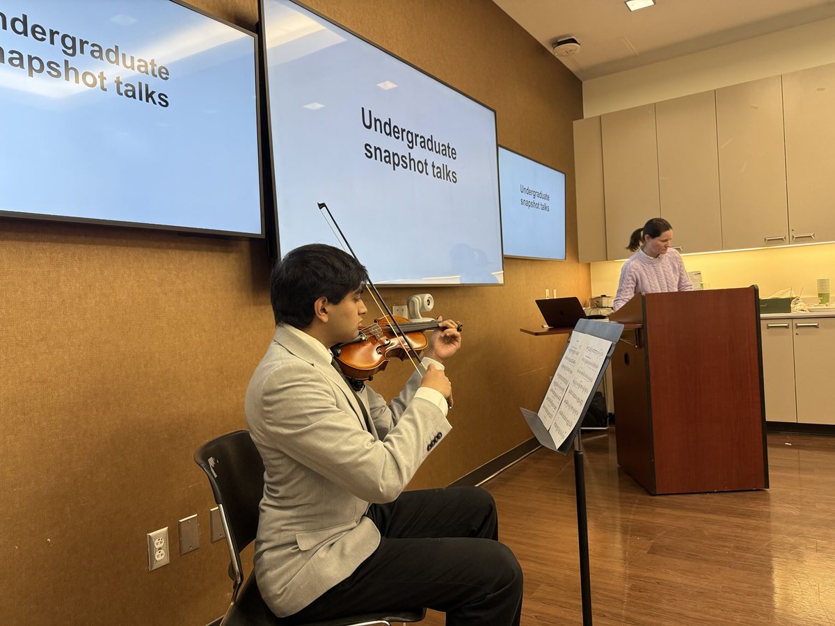 Sandeep K. Mallipattu (@skmallipattu) on Twitter photo Congrats to <a href="/SianPiret/">Sian Piret 🏴</a> & <a href="/ShipsAgr/">Shipra Agrawal</a> in leading the inaugural LIKER undergraduate symposium in nephrology <a href="/SBNephrology/">Stony Brook Nephrology & Hypertension Division</a> <a href="/sbudeptofmed/">Stony Brook Department of Medicine</a>. Great talks by all the students. Congrats to <a href="/SianPiret/">Sian Piret 🏴</a> & <a href="/ShipsAgr/">Shipra Agrawal</a> in leading the inaugural LIKER undergraduate symposium in nephrology <a href="/SBNephrology/">Stony Brook Nephrology & Hypertension Division</a> <a href="/sbudeptofmed/">Stony Brook Department of Medicine</a>. Great talks by all the students.