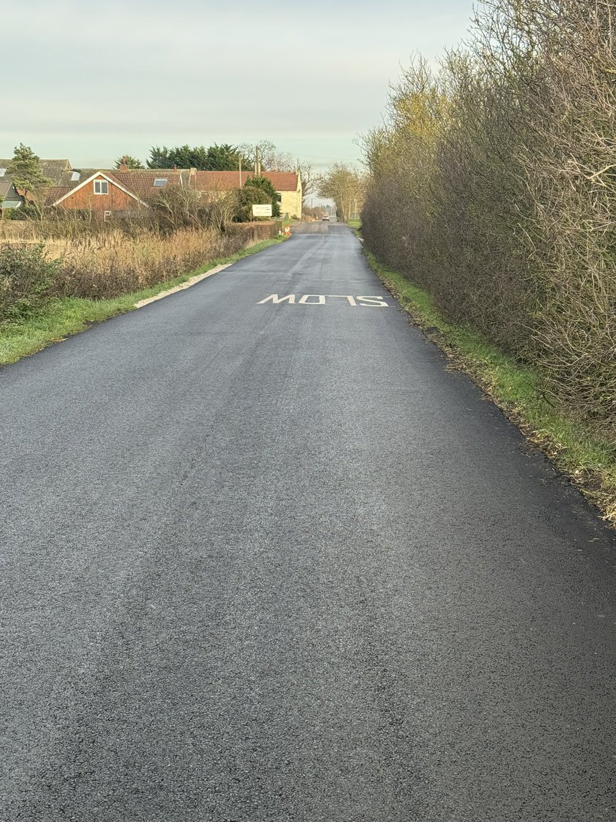 DanielMcNally3's tweet photo. It is good to see the result of the recent resurfacing scheme on Firebeacon Lane. Nothing more satisfying than looking at freshly laid tarmac and new markings. 

Firebeacon Lane was in such a poor state. I am pleased my campaign to get this road resurfaced has finally been done. https://t.co/YaOcdsbYAK