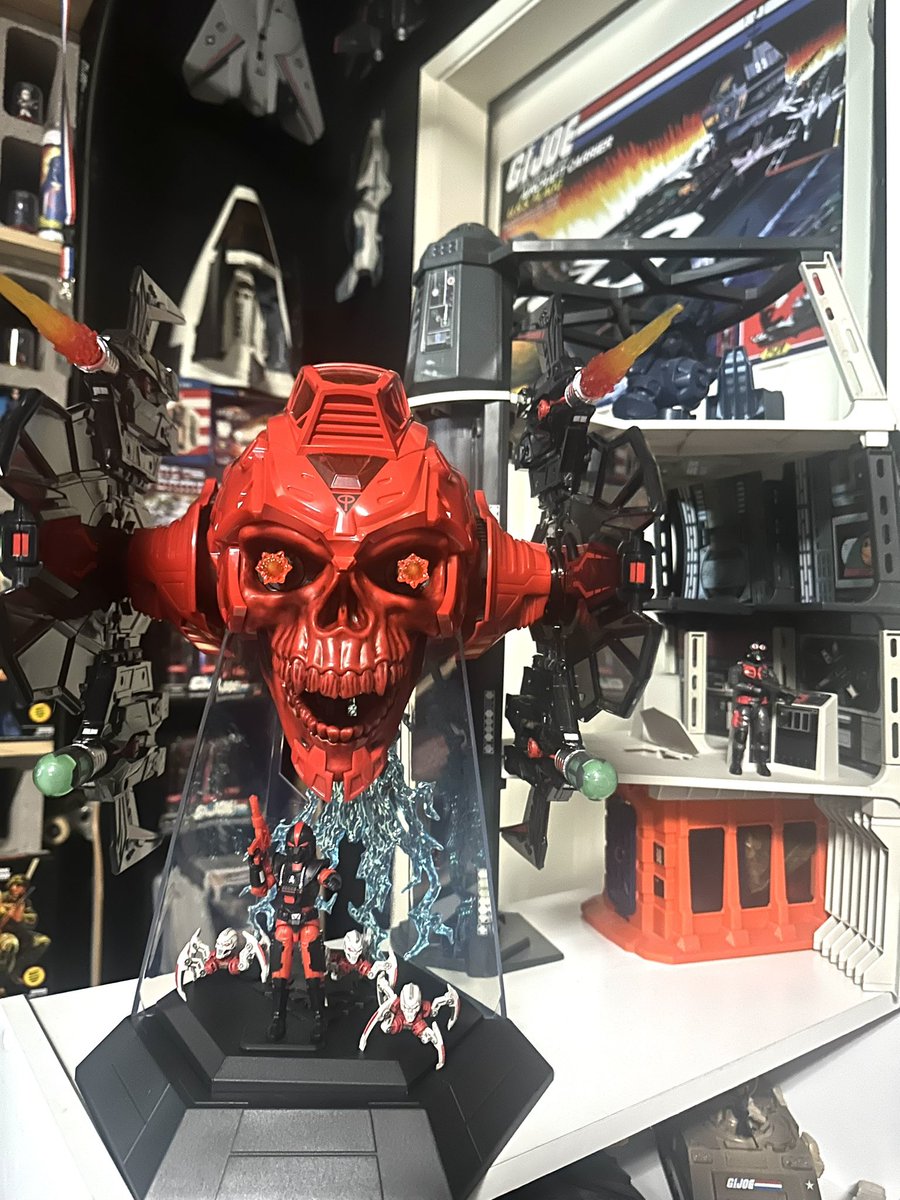 Figured the best place for my modern, updated “Nightmare TIE Fighter” was next to my Death Star! #roboskull #toys