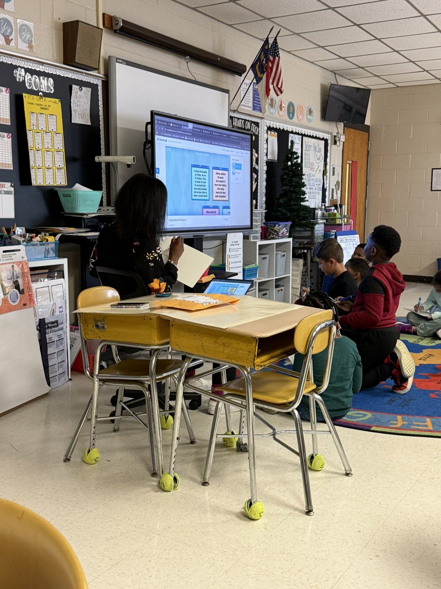 Third grade scholars in Ms.Torrence’s 3rd grade class engaging in the learning activity “Beat the Teacher” at solving 2 step word problems for classroom money. <a href="/taimonge/">Dr. Tai Lee Monge</a>  <a href="/LoydEAuman/">Loyd E. Auman Elementary</a> <a href="/CumberlandCoSch/">Cumberland County Schools</a> #WeArecCCS