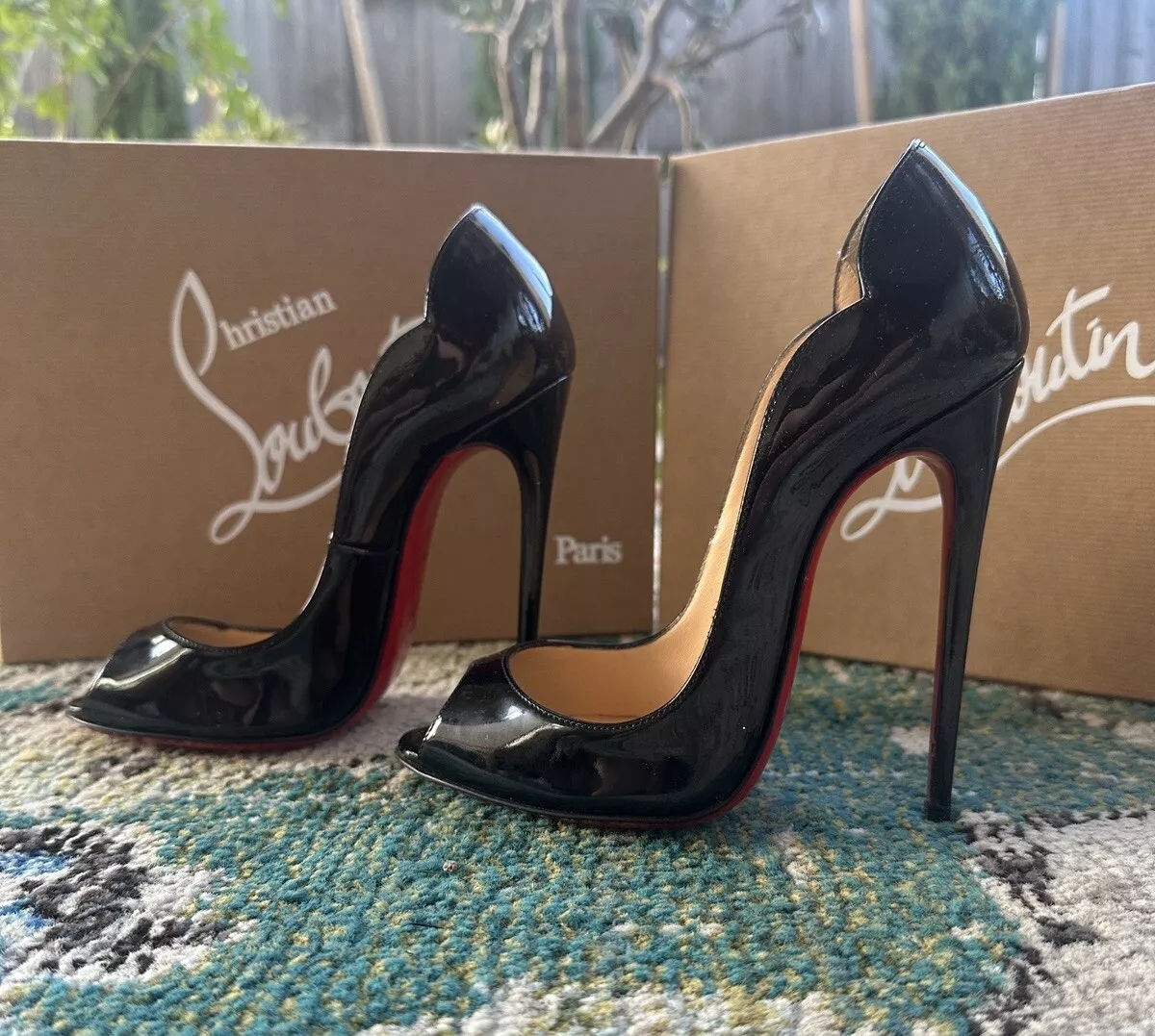 CHRISTIAN LOUBOUTIN Hot Wave Chick 130
