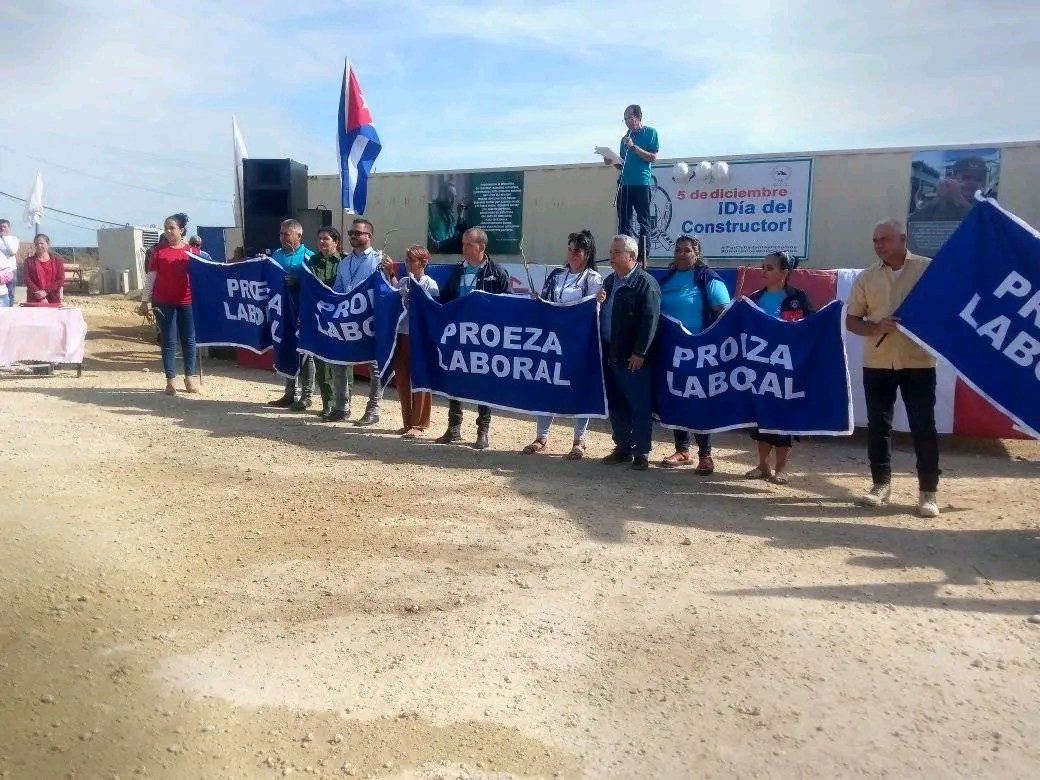 MiladyPaul's tweet photo. Felicidades para los trabajadores del Sindicato de Construcción especialmente para todos los de ZEDM# PorCubaJuntosCreamos https://t.co/Ek8k555wrh