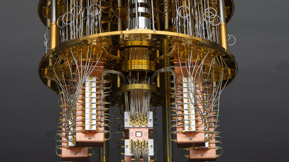 PhysInHistory's tweet photo. A brief history of Quantum computers 👇

1905: Albert Einstein explains the photoelectric effect and suggests that light consists of quantum particles or photons

1924: Max Born uses the term quantum mechanics for the first time

1925: Werner Heisenberg, Max Born, and Pascual Jordan formulate matrix mechanics, the first formulation of quantum mechanics

1925-1927: Niels Bohr and Werner Heisenberg develop the Copenhagen interpretation, one of the earliest and most common interpretations of quantum mechanics

1930: Paul Dirac publishes The Principles of Quantum Mechanics, a standard textbook on quantum theory

1935: Albert Einstein, Boris Podolsky, and Nathan Rosen publish a paper highlighting the counterintuitive nature of quantum superposition and arguing that quantum mechanics is incomplete

1935: Erwin Schrödinger develops a thought experiment involving a cat that is simultaneously dead and alive, and coins the term “quantum entanglement”

1944: John von Neumann publishes Mathematical Foundations of Quantum Mechanics, a rigorous mathematical framework for quantum theory

1957: Hugh Everett proposes the many-worlds interpretation of quantum mechanics, which suggests that every possible outcome of a quantum measurement actually occurs in a parallel universe

1961: Rolf Landauer shows that erasing a bit of information dissipates a minimum amount of energy, known as Landauer’s principle

1965: John Bell proves that quantum entanglement cannot be explained by any local hidden variable theory, known as Bell’s theorem

1973: Alexander Holevo proves that n qubits cannot carry more than n classical bits of information, known as Holevo’s theorem or Holevo’s bound

1980: Paul Benioff proposes a model of a quantum Turing machine, a theoretical device that can perform any computation using quantum mechanical principles

1981: Richard Feynman suggests that simulating quantum systems would require a new type of computer based on quantum mechanics

1982: David Deutsch generalizes Benioff’s model and proposes the concept of a universal quantum computer

1984: Charles Bennett and Gilles Brassard develop a protocol for quantum key distribution, which allows two parties to securely exchange cryptographic keys using quantum states

1985: David Deutsch and Richard Jozsa devise an algorithm that can solve a specific problem faster than any classical algorithm, known as the Deutsch-Jozsa algorithm

1991: Artur Ekert proposes another protocol for quantum key distribution based on quantum entanglement, known as the E91 protocol

1992: David Deutsch and Richard Jozsa extend their algorithm to handle multiple inputs, known as the Deutsch-Jozsa algorithm

1994: Peter Shor discovers an algorithm that can factor large numbers in polynomial time using a quantum computer, known as Shor’s algorithm

1996: Lov Grover invents an algorithm that can search an unsorted database in square root time using a quantum computer, known as Grover’s algorithm

1997: Isaac Chuang, Neil Gershenfeld, and Mark Kubinec demonstrate the first implementation of Shor’s algorithm using nuclear magnetic resonance (NMR) techniques

2000: David DiVincenzo proposes five criteria for building a practical quantum computer, known as the DiVincenzo criteria

2001: IBM researchers implement Grover’s algorithm using NMR techniques and achieve a modest speedup over classical algorithms

2007: D-Wave Systems claims to have built the first commercial quantum computer, but its validity is disputed by many experts

2019: Google announces that it has achieved quantum supremacy by performing a calculation on a 53-qubit quantum processor that would take a classical supercomputer thousands of years to complete

2020: IBM demonstrates that its 65-qubit quantum processor can perform calculations beyond the reach of any classical computer

📷 An IBM QC photographed by James Estrin