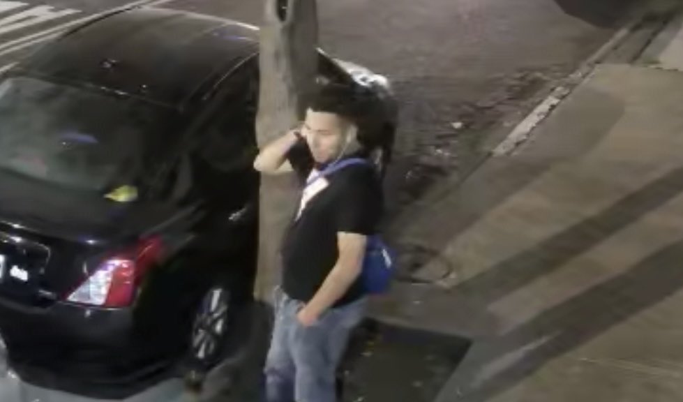 doragtz's tweet photo. Esta persona viene siempre a tomar a la esquina de greco y luis Carracci @BJAlcaldia @brigadaBJ obviamente la policía nunca viene, ni contestan el teléfono! @LuisMendozaBJ https://t.co/FpLe0ReHyC