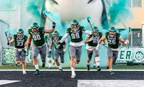 LiamPeachy6's tweet image. After a great call with Coach Flory, as well as an amazing visit. I’m truly honoured to announce I’ve received an offer from the University of Saskatchewan! #GoHuskies
@skhuskies
@CoachClovi