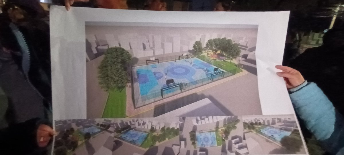 MGuzman160's tweet photo. @MetepecGobierno Ante la negativa de los vecinos alrededor para las canchas de fútbol rápido el de Obras Públicas comentó un tercer proyecto para dos canchas multifuncionales; están trabajando rapidísimo y uno ya no confía plenamente; que no nos vayan a madrugar con su fútbol rápido https://t.co/NIYGpIyGk3