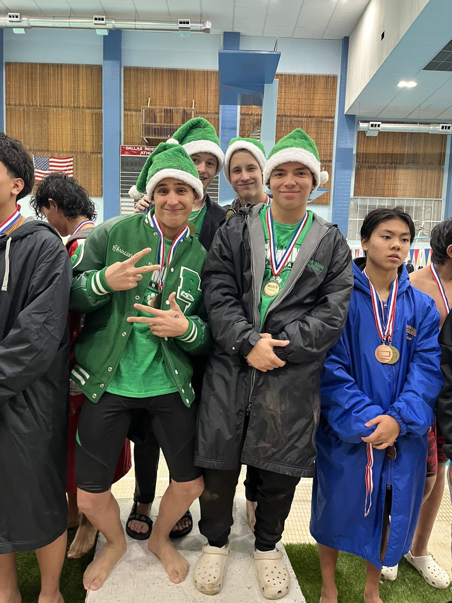 BAHSwimTeam's tweet photo. Boys &amp; Girls City Meet Champions! https://t.co/4dw4ysUqt9