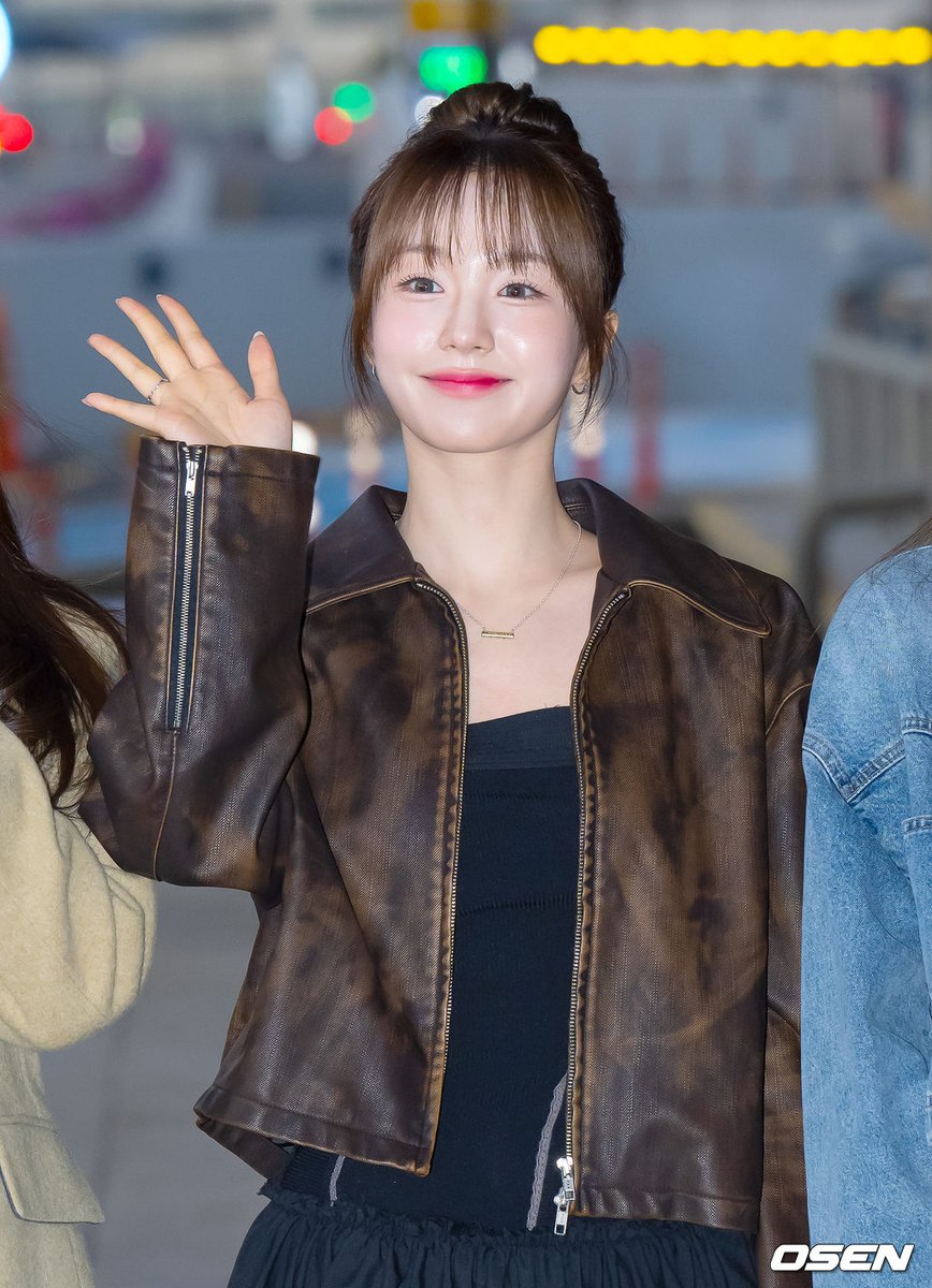 wooahnana's tweet photo. 241109 ♡ Gimpo Airport

#wooah #우아 #나나 #Nana #wooahnana @WOOAH_HM https://t.co/2sxaNolSoX