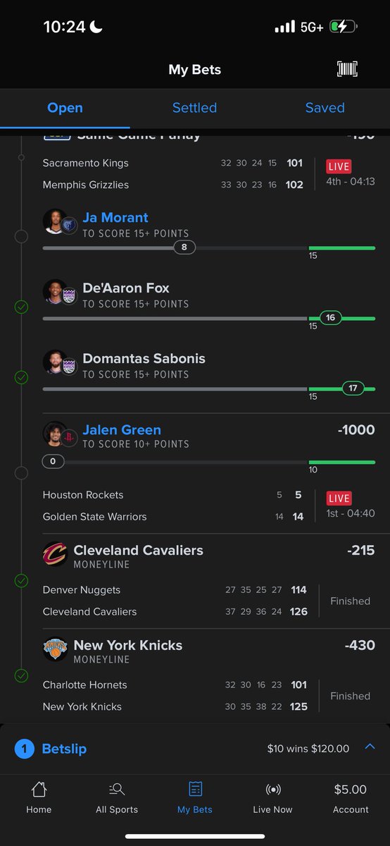 EaddyRaphael's tweet photo. Dam @JaMorant  I need you to putting up 40 next game that ejection was bull shit https://t.co/q8vhG1Oyon