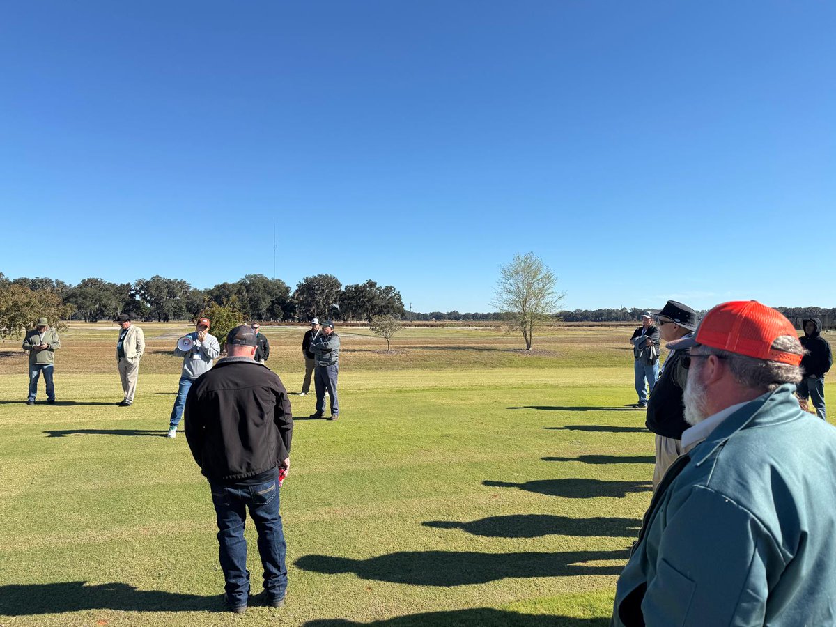 srvictor121's tweet image. I had a brief talk of my research on Bermudagrass and the inclusion of Azosporrillyn during the Sports Fields Tour at the 71st Annual FTGA Conference.
A big thank you to my advisor @AJLindseyTurf and my lab teammates.
@UFTurfTeam @FloridaTGA