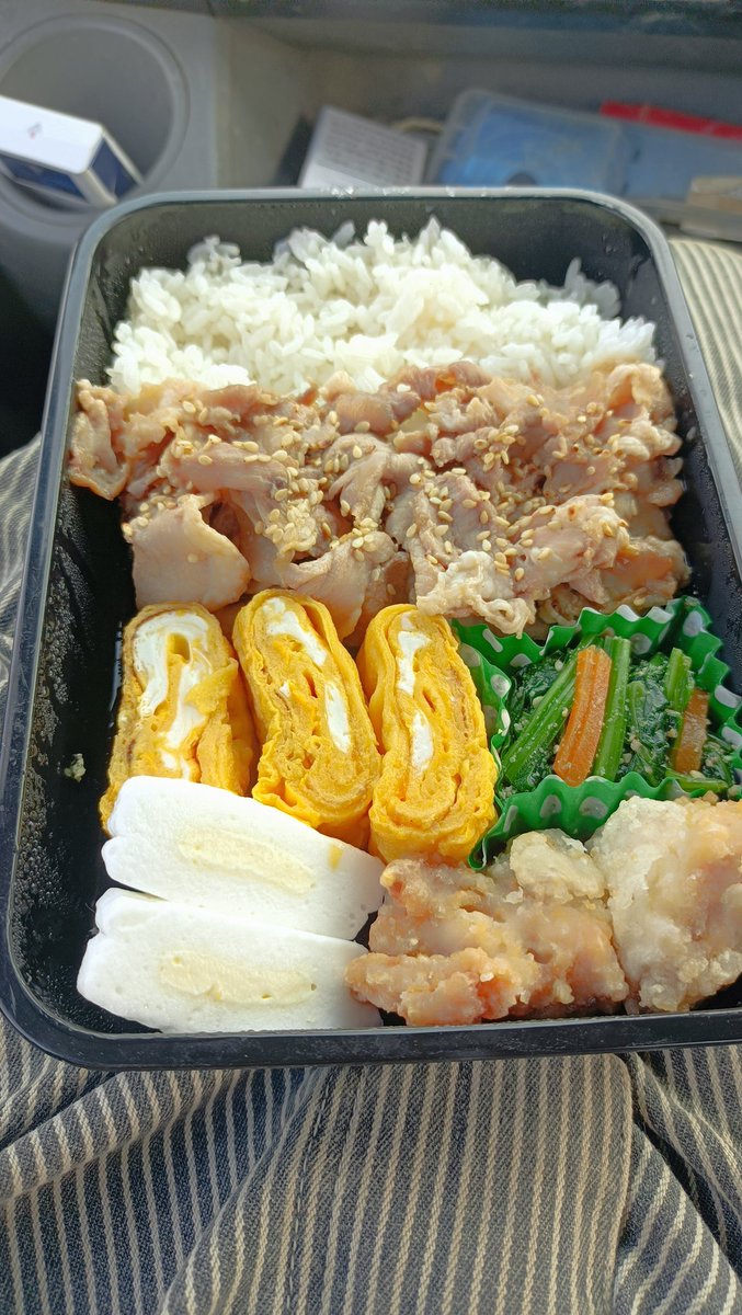 tkj0025's tweet photo. めっちゃ豪華や https://t.co/Tm78TbtHdU