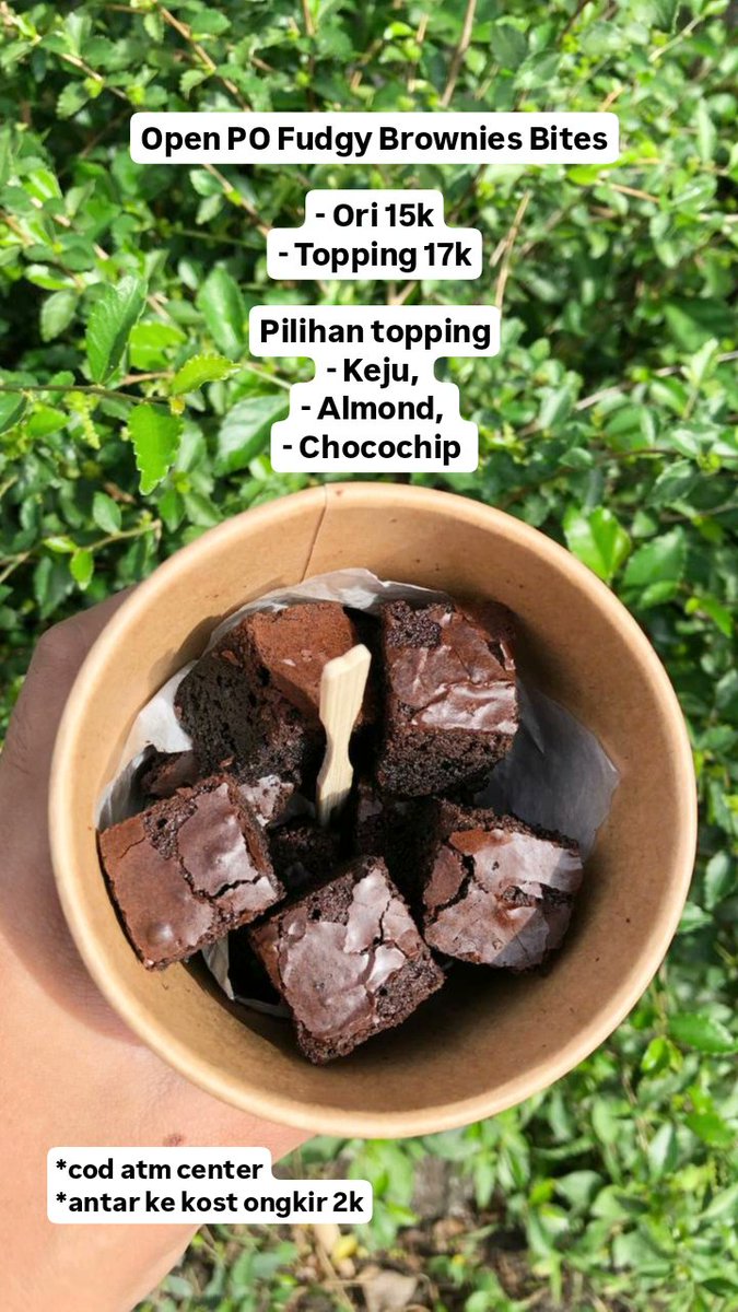 Allcyone_'s tweet photo. @unicelounge Serabi &amp; brownies bites nyaa kak ready Minggu jam 10an 

https://t.co/3Ea7gu9iBb https://t.co/eZ3ZVRn1yp