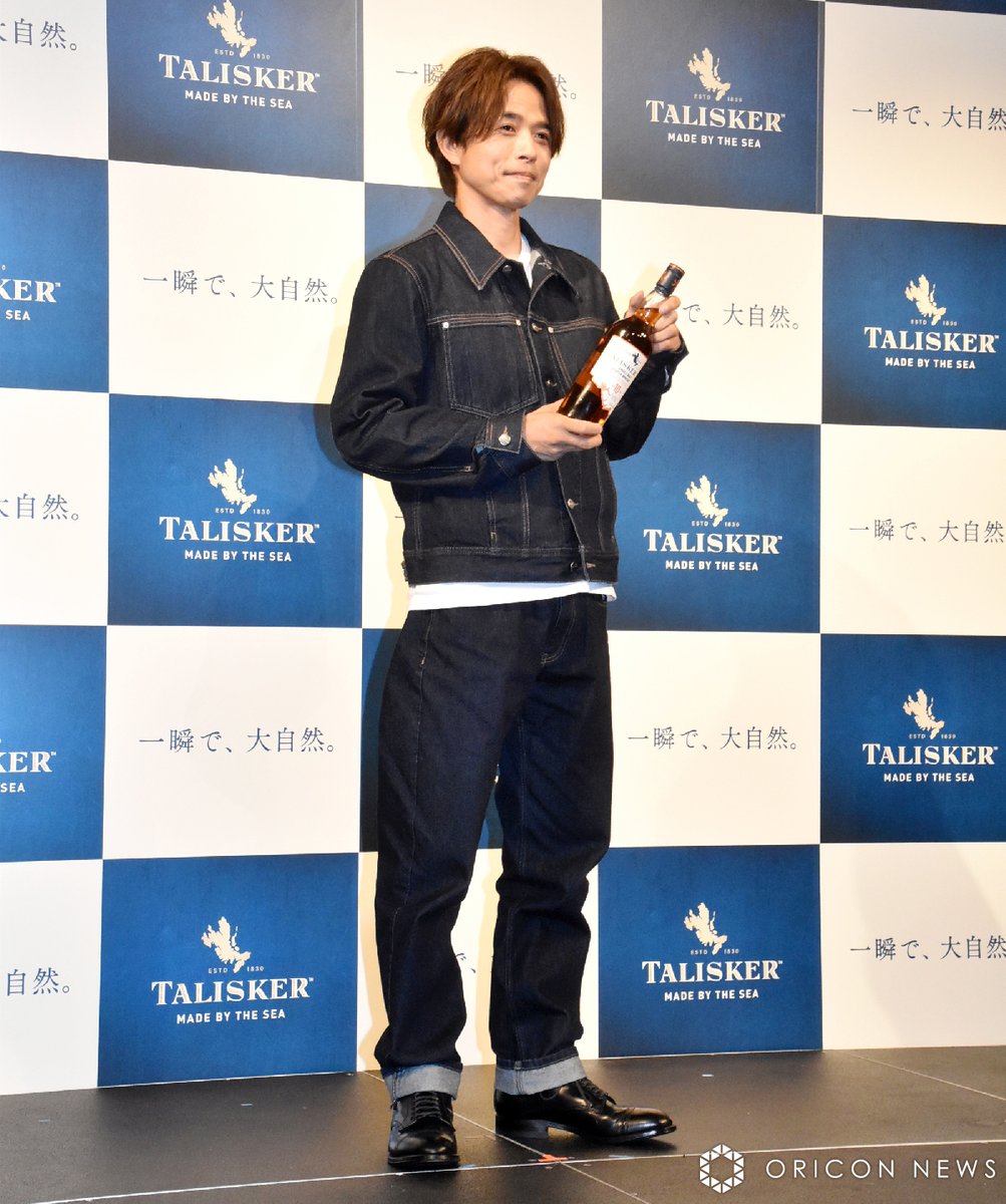 oricon's tweet photo. 井ノ原快彦「ワイルドだろぉ❓️」
何ヶ月も掛けて作った自家製カラスミを
｢3枚まとめて食べちゃう」
https://t.co/0IqY7MQodU

ウイスキーを贈りたい人は社長🎄
サンタさんに会うために
「クリスマスまでいい子に過ごしたい」
https://t.co/3uQGtdtIje

ウイスキー「タリスカー」イベント
『TALISKER Wild Bar』開催

#井ノ原快彦
