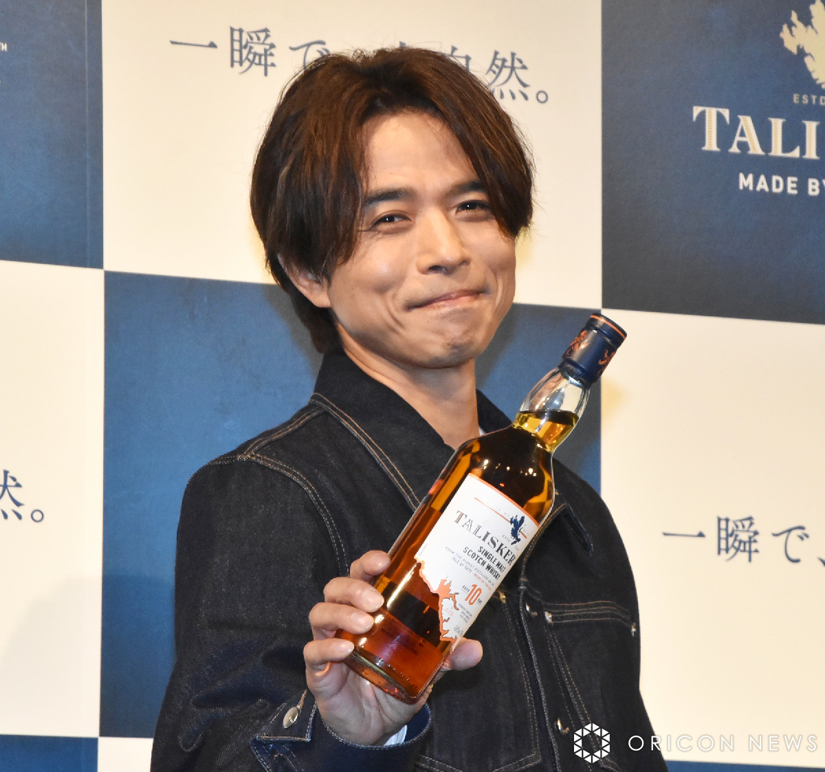 oricon's tweet photo. 井ノ原快彦「ワイルドだろぉ❓️」
何ヶ月も掛けて作った自家製カラスミを
｢3枚まとめて食べちゃう」
https://t.co/0IqY7MQodU

ウイスキーを贈りたい人は社長🎄
サンタさんに会うために
「クリスマスまでいい子に過ごしたい」
https://t.co/3uQGtdtIje

ウイスキー「タリスカー」イベント
『TALISKER Wild Bar』開催

#井ノ原快彦